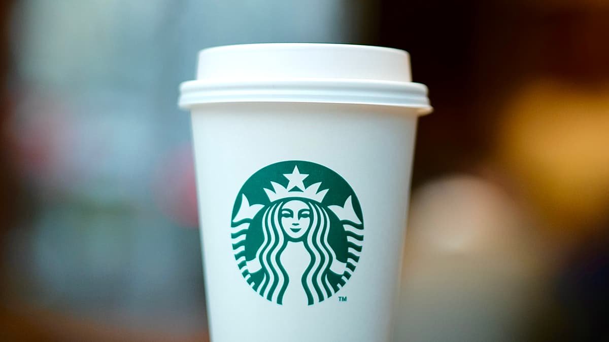 Qu’est-ce que le Brand Marketing ? 1 brand-marketing-definition-et-objectifs-starbucks